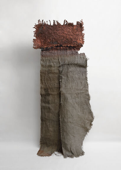 Chrysopoeia / Last Man Standing - a Sculpture & Installation Artowrk by Tania Welz